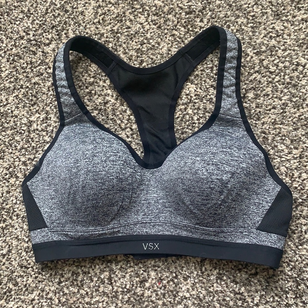 VS Sports sports bra